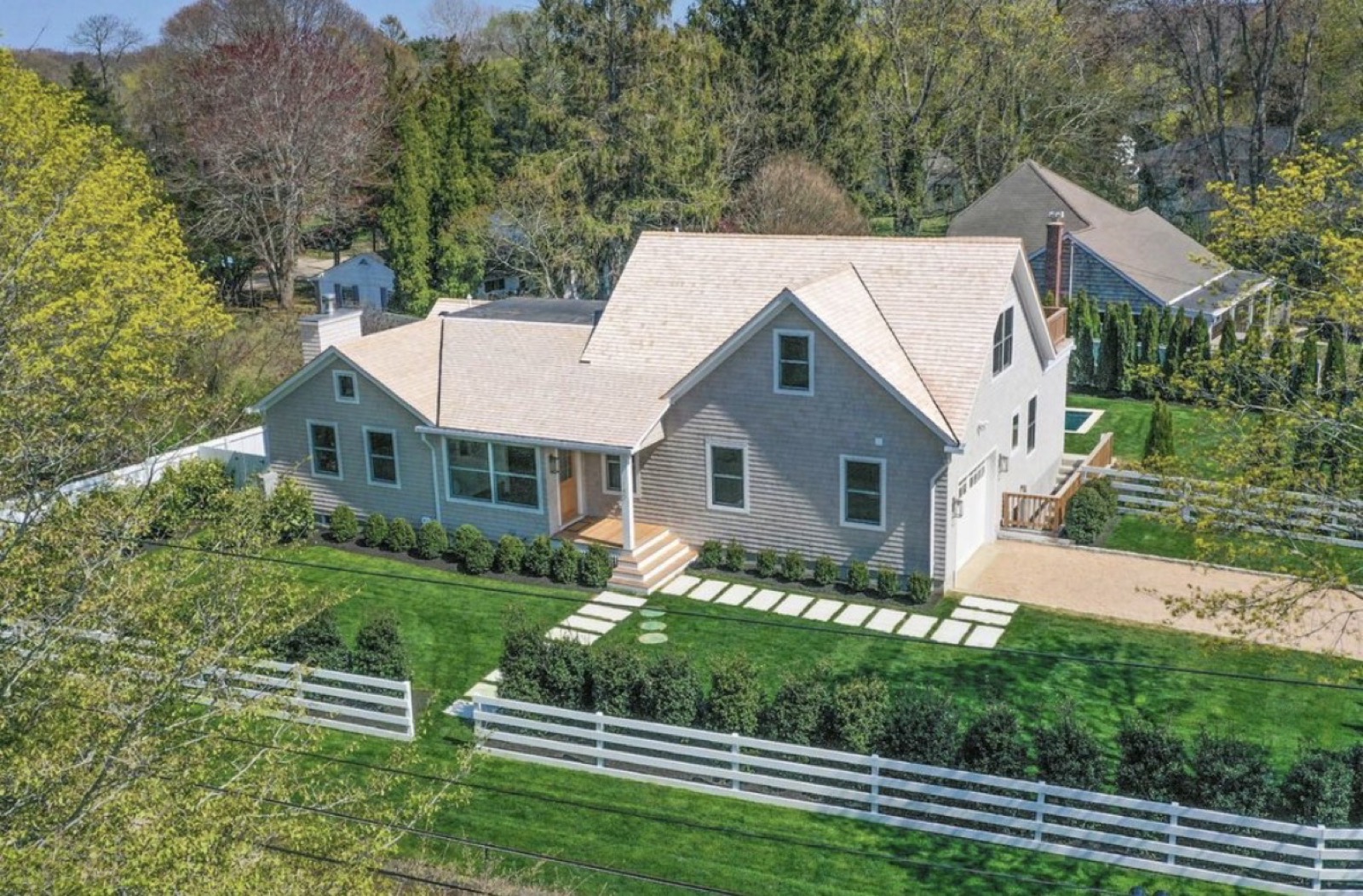 142 Shore Road, photo 2